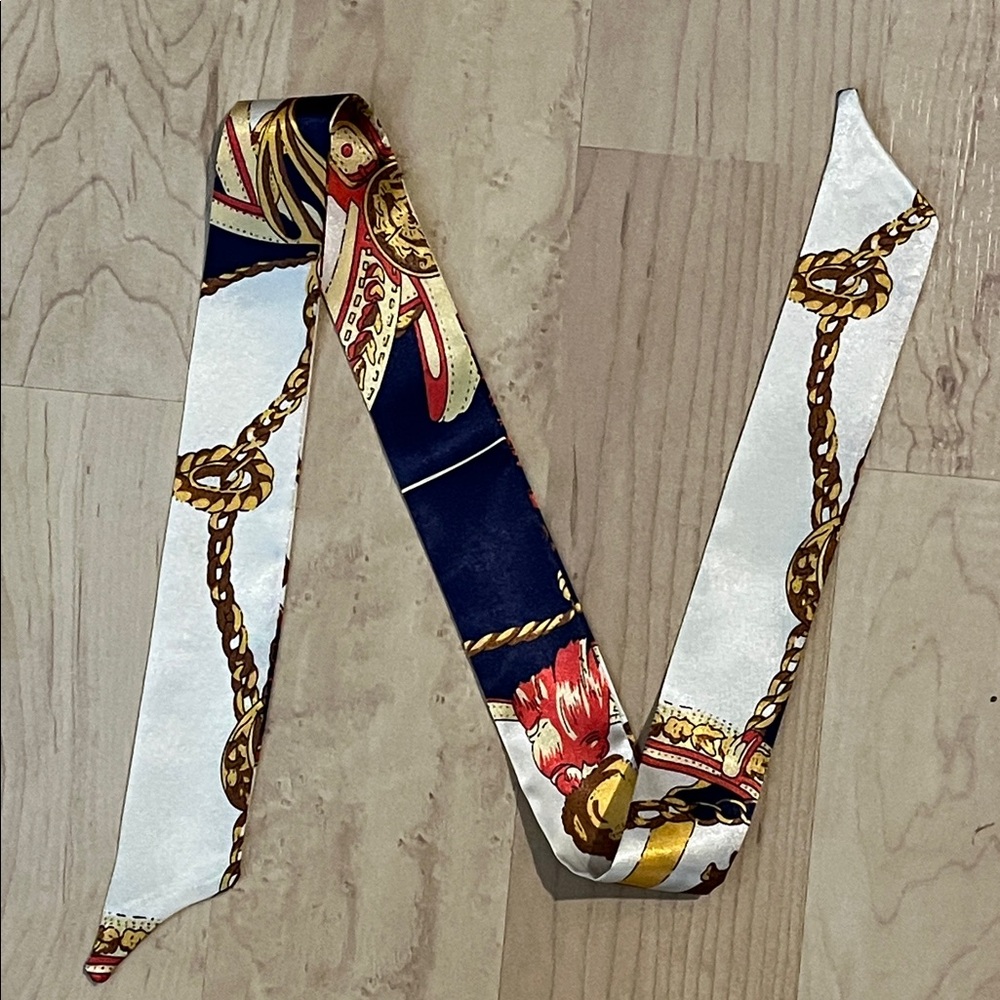 Silk-Style Twilly Scarf – Nautical Chain & Rope Print – 33” x 1.5” EUC